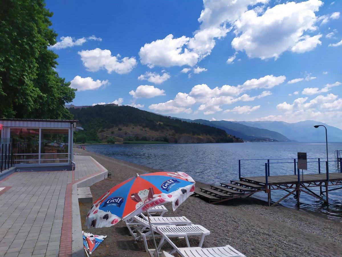 Villa Ivanovi オフリド エクステリア 写真